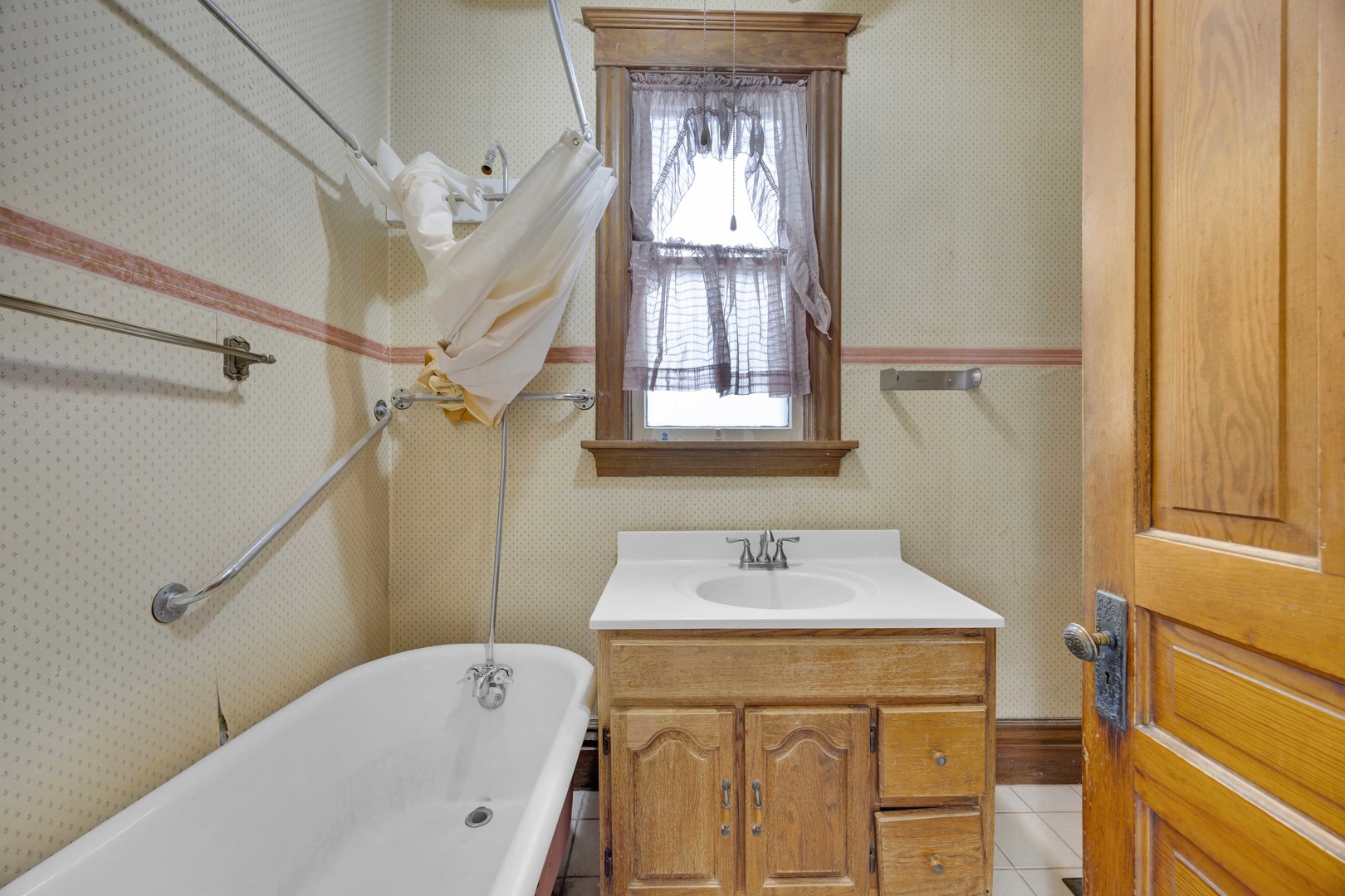 1322 Main Street Property Photo 14