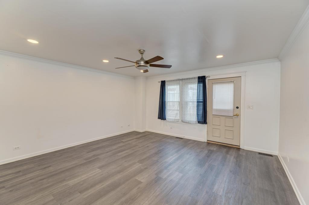 219 N Walnut Street H Property Photo 6