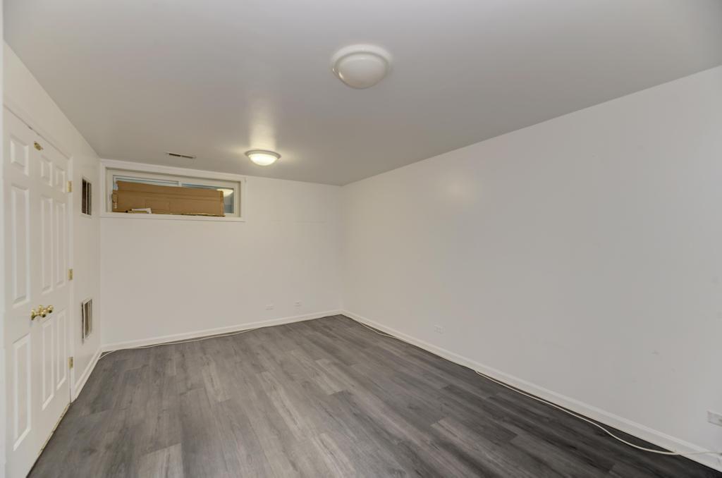219 N Walnut Street H Property Photo 19