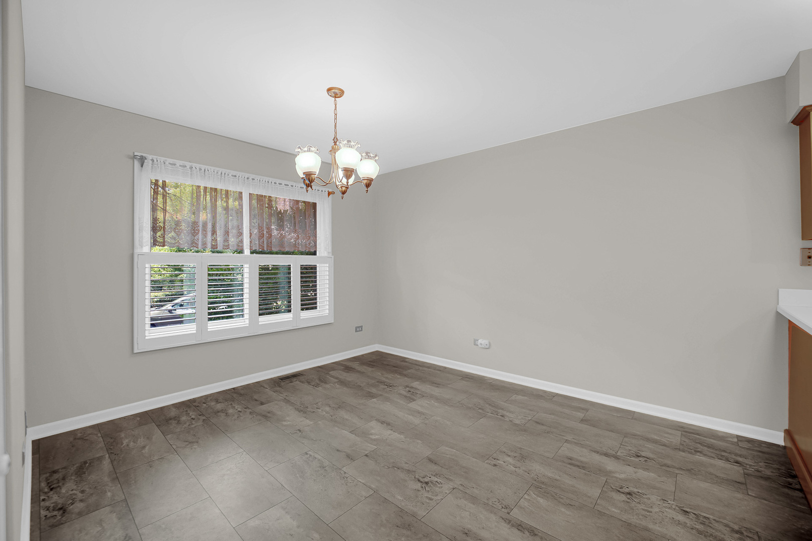 7 Brook Lane Property Photo 9