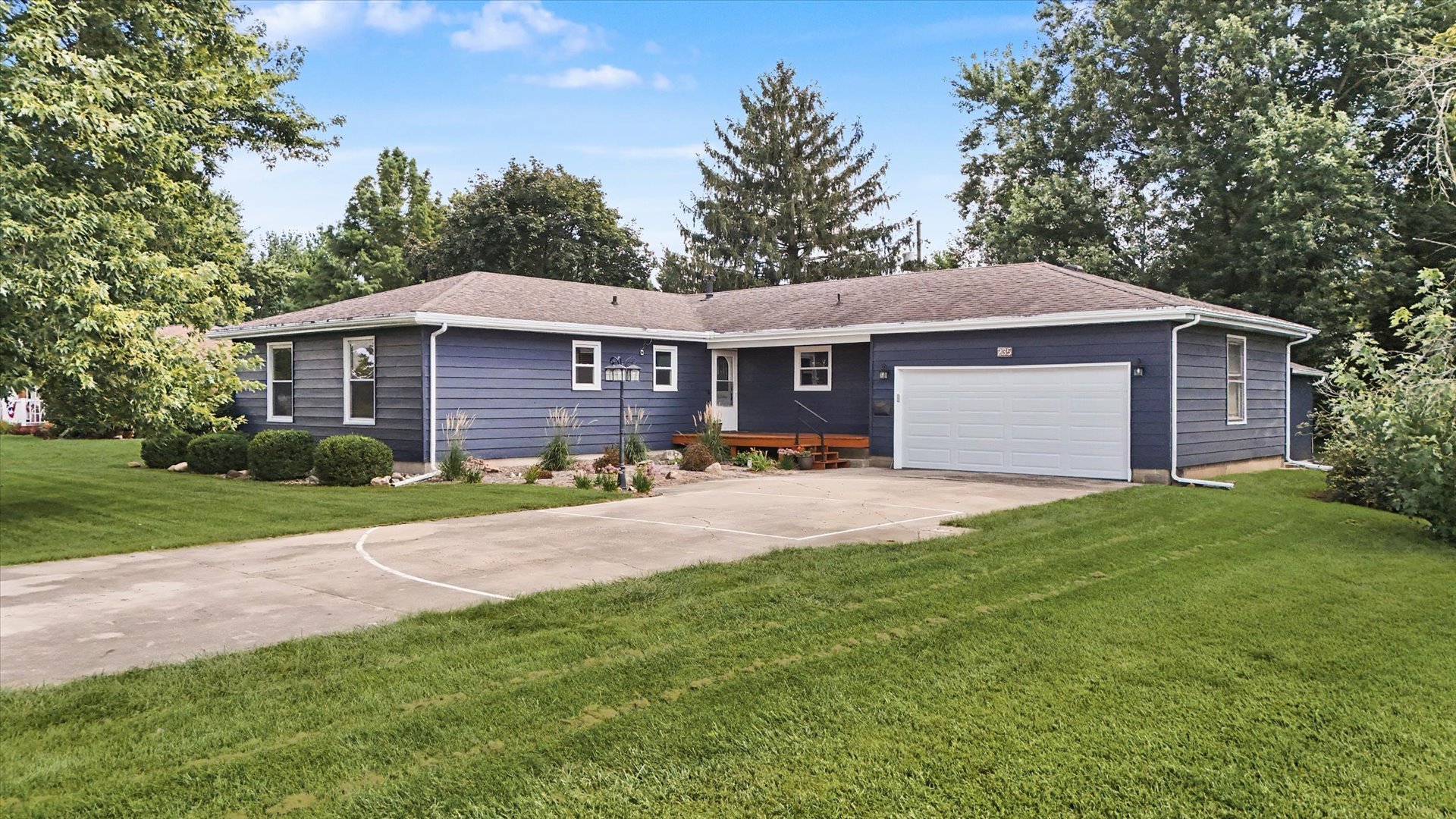 235 W 19th Street