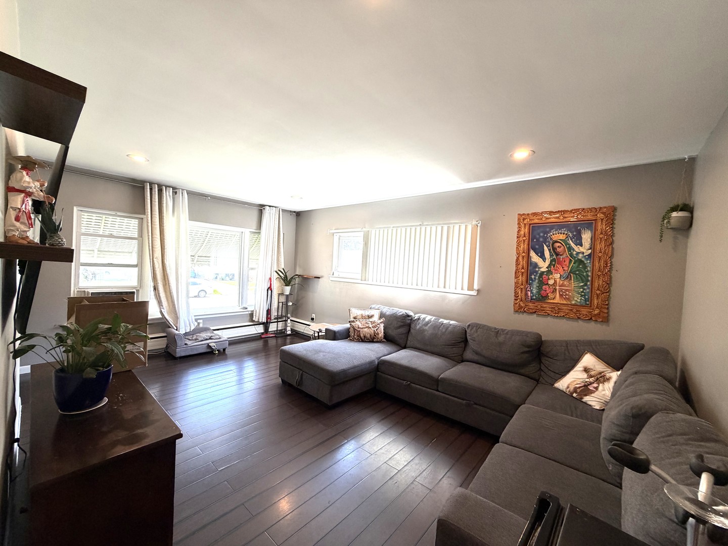 3724 S 60th Court Property Photo 8
