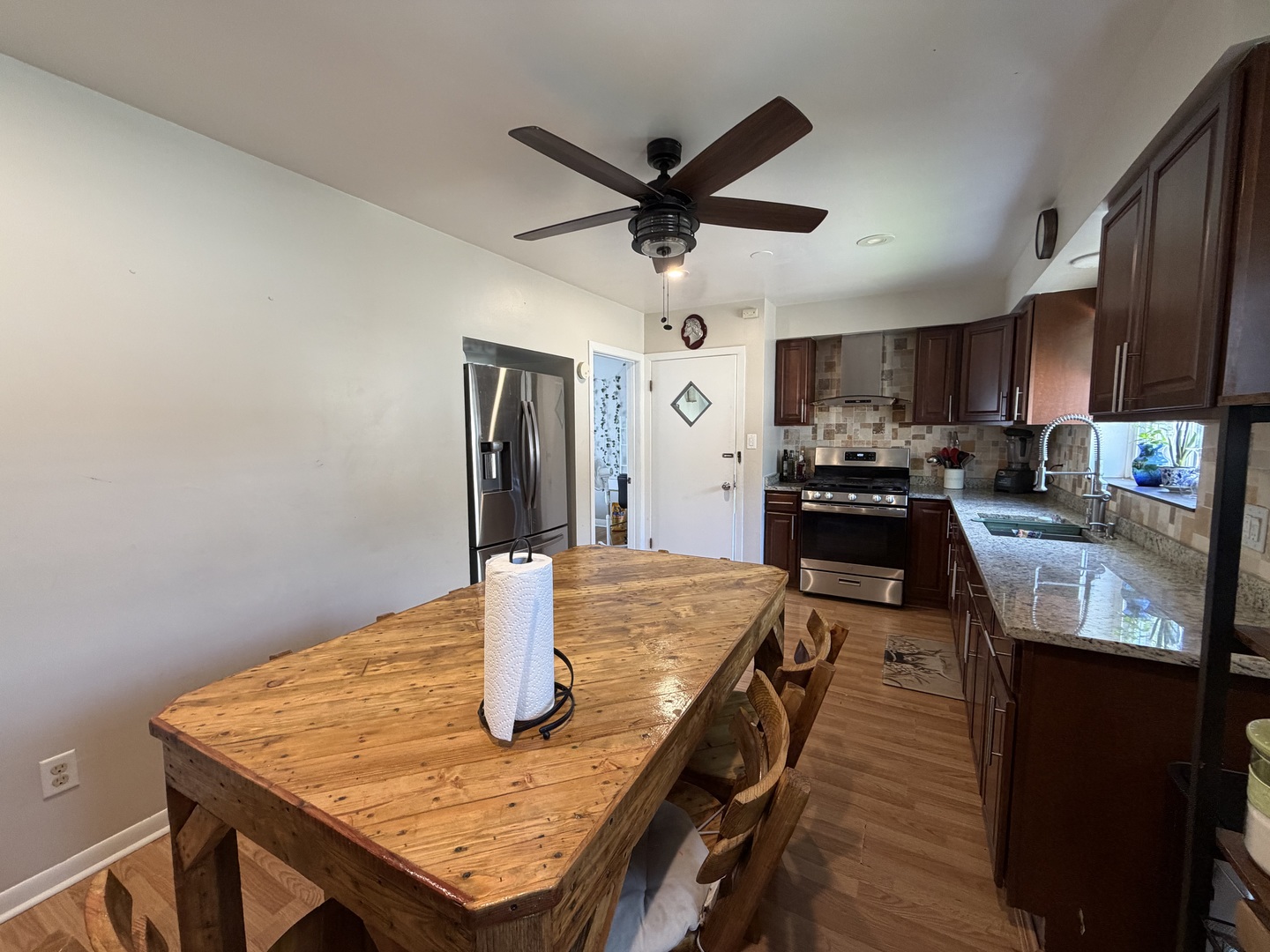 3724 S 60th Court Property Photo 13