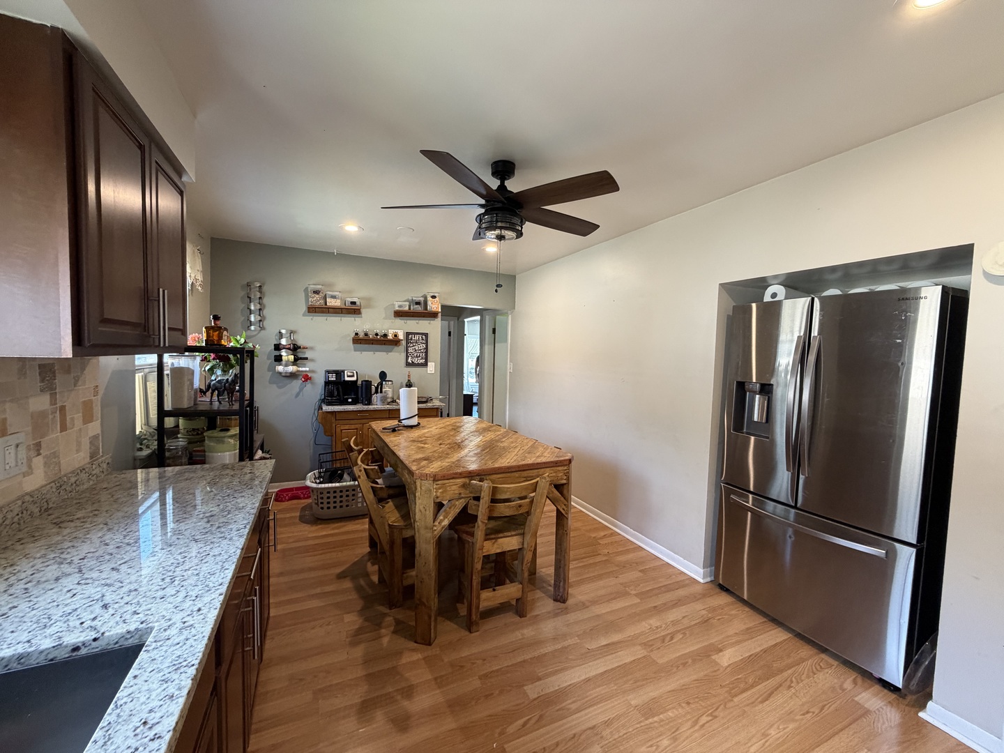 3724 S 60th Court Property Photo 14