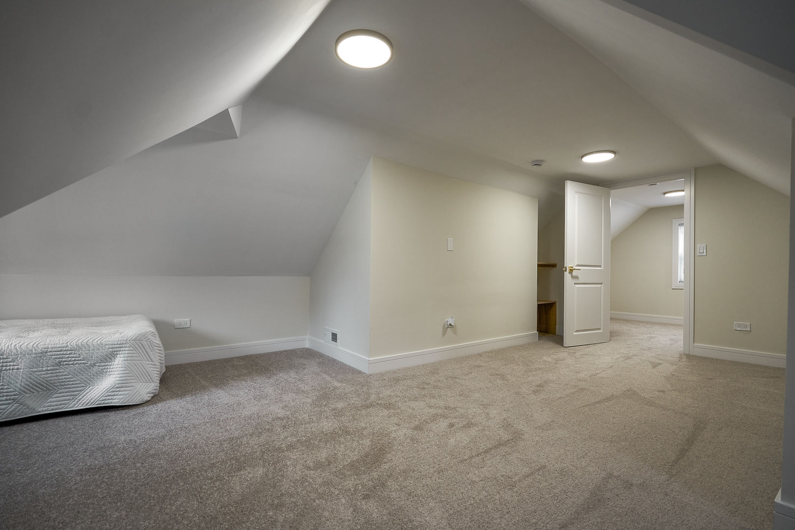 5347 S 73 Avenue Property Photo 15