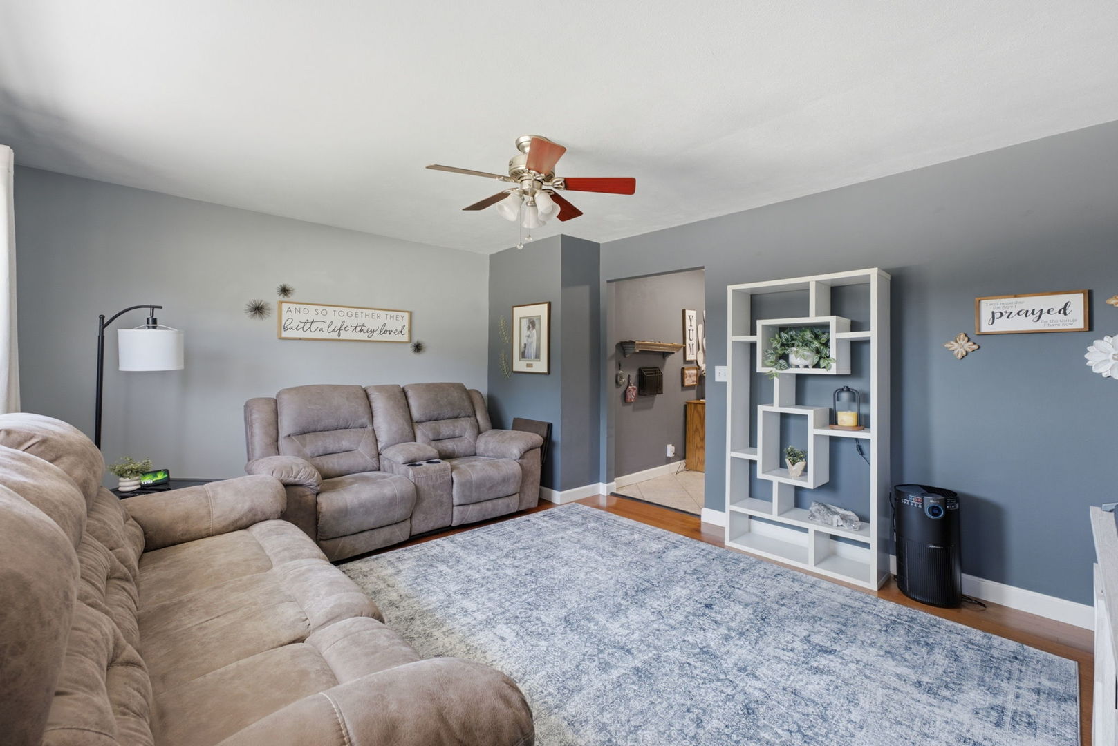 700 Seine Street Property Photo 4