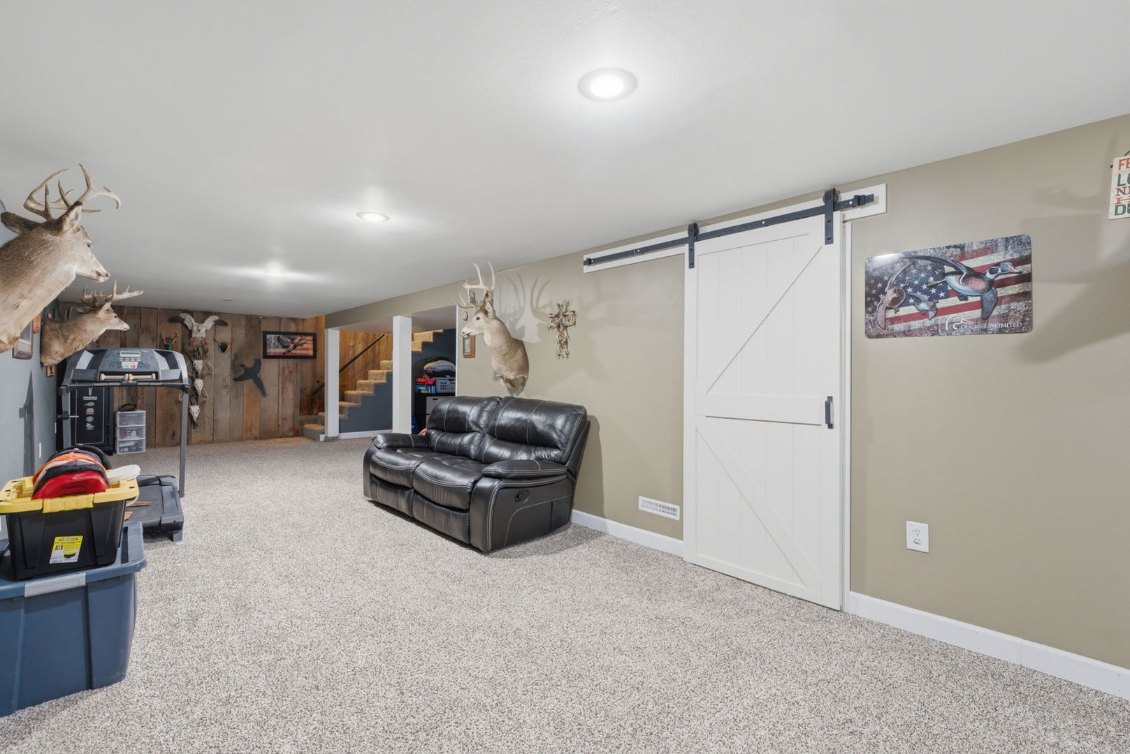 700 Seine Street Property Photo 14
