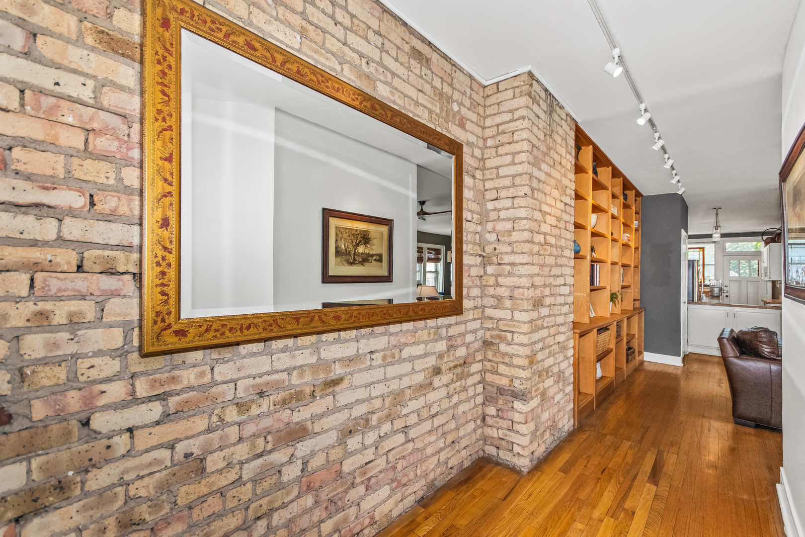 6535 N Ashland Avenue 3s Property Photo 6