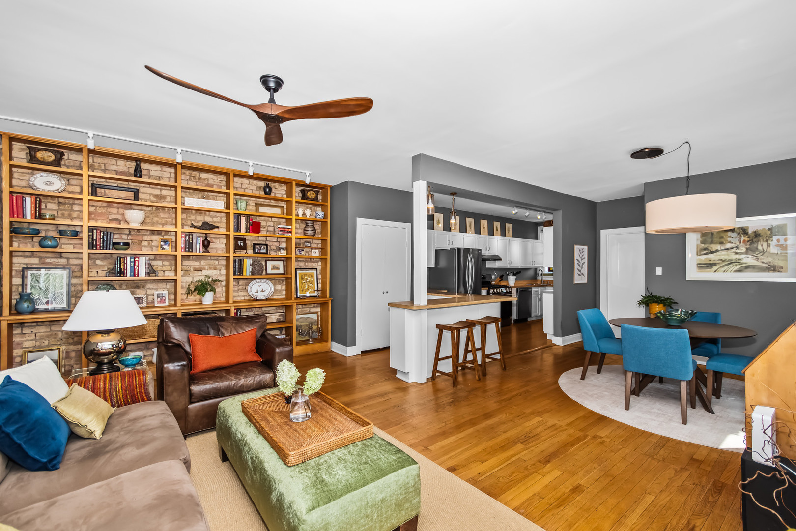 6535 N Ashland Avenue 3s Property Photo 10