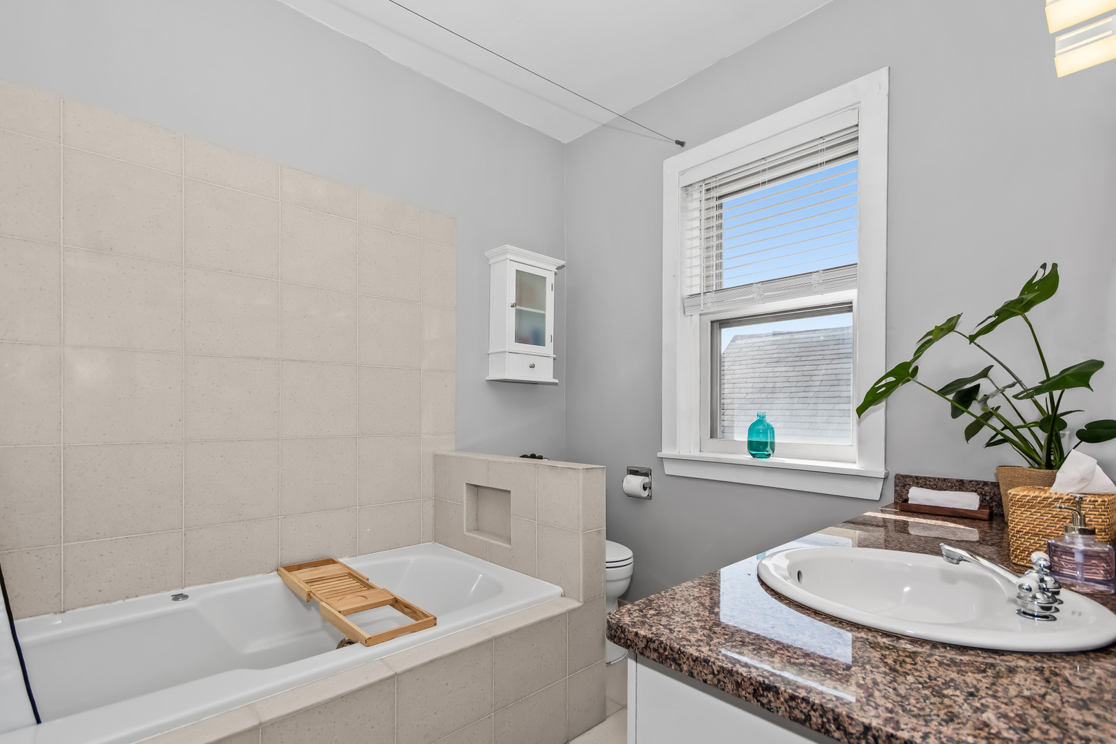 6535 N Ashland Avenue 3s Property Photo 18