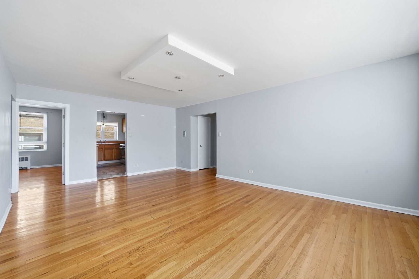 6112 N Damen Avenue 2 Property Photo 8