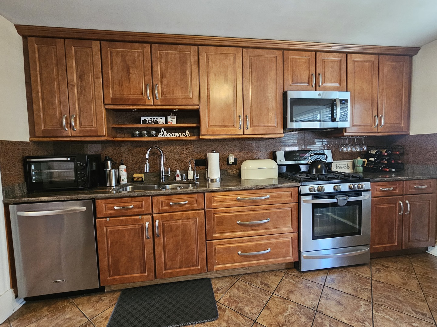 5218 N Delphia Avenue 309 Property Photo 9