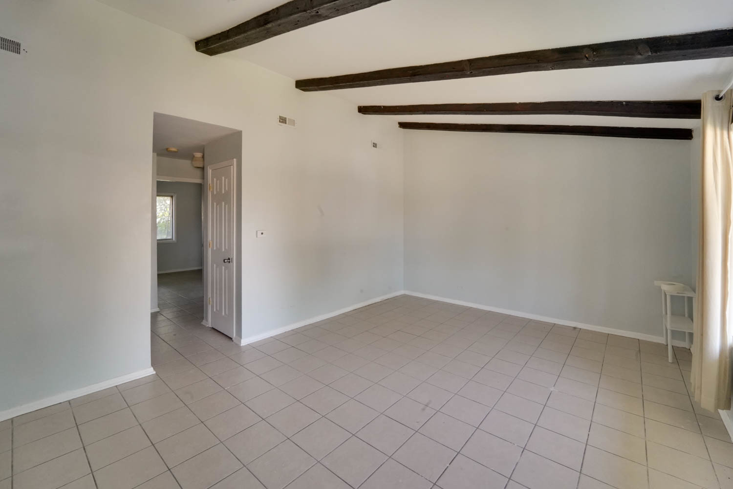 1409 Tinnerella Avenue 1409 Property Photo 3