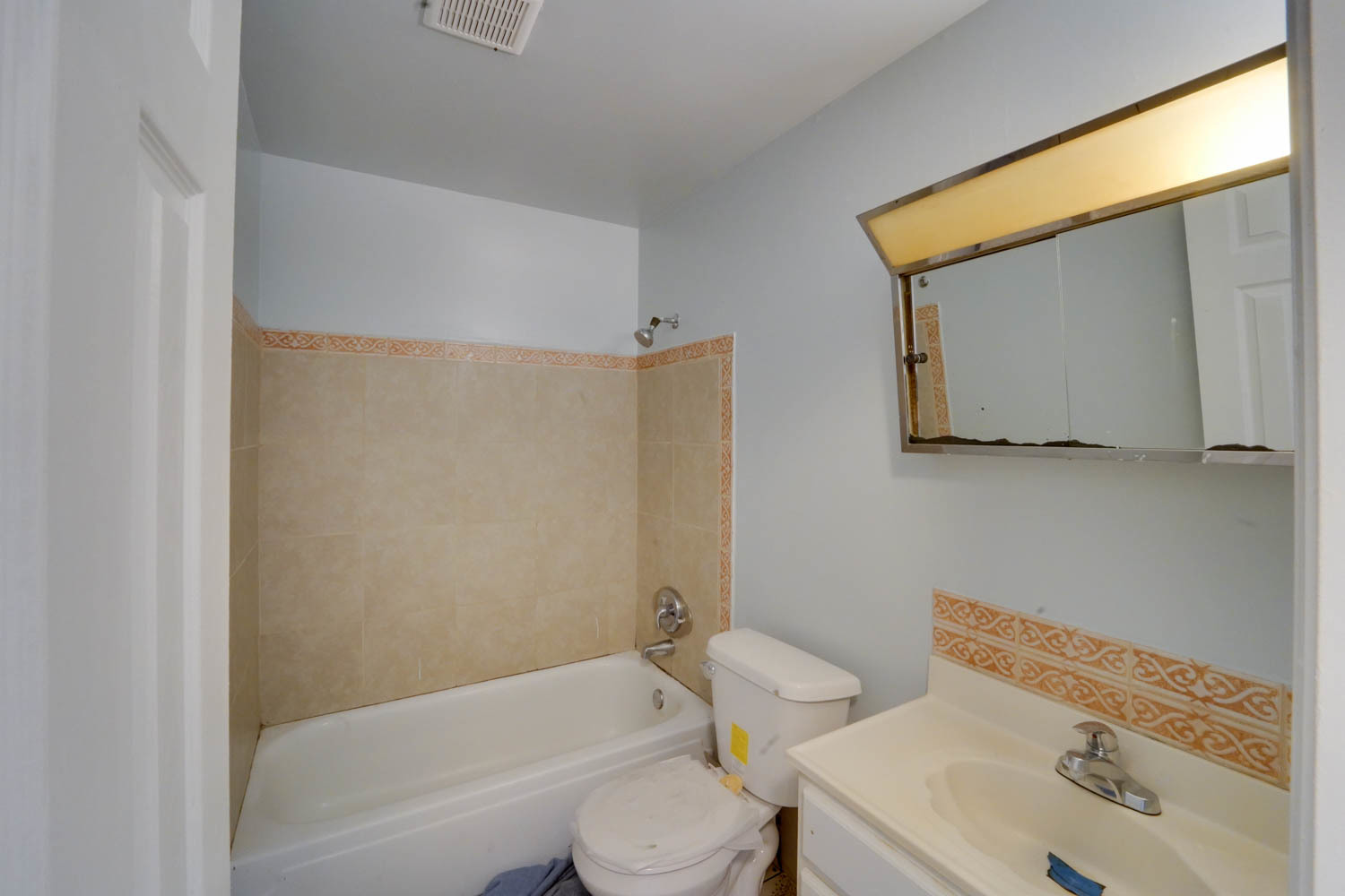 1409 Tinnerella Avenue 1409 Property Photo 8