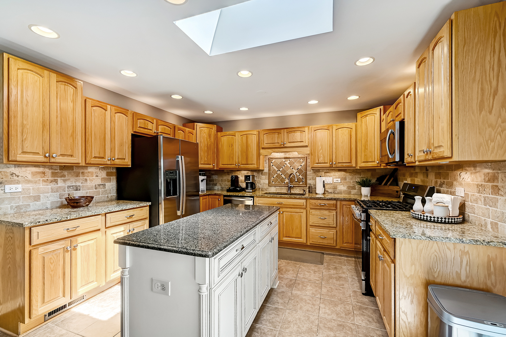 8211 Sawyer Court Property Photo 6