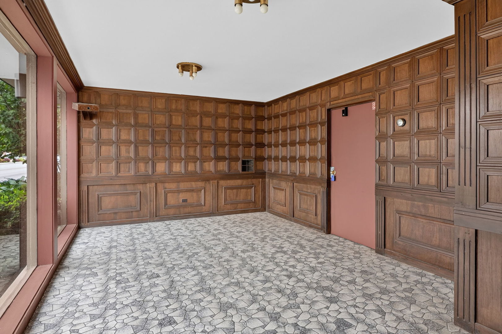 1247 S Harlem Avenue 401 Property Photo 3