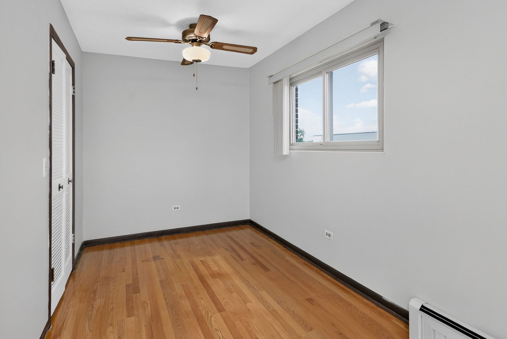 1247 S Harlem Avenue 401 Property Photo 8