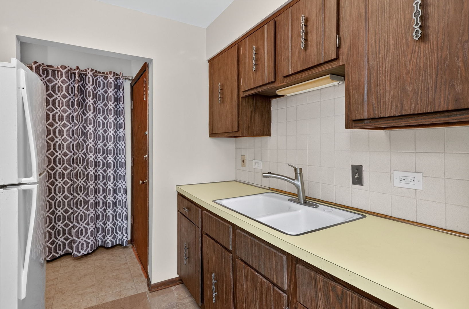 1247 S Harlem Avenue 401 Property Photo 11