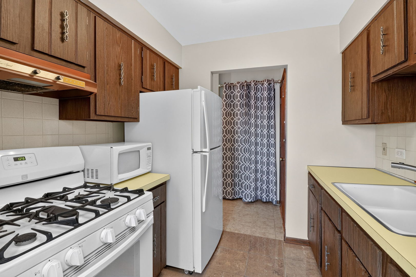 1247 S Harlem Avenue 401 Property Photo 12