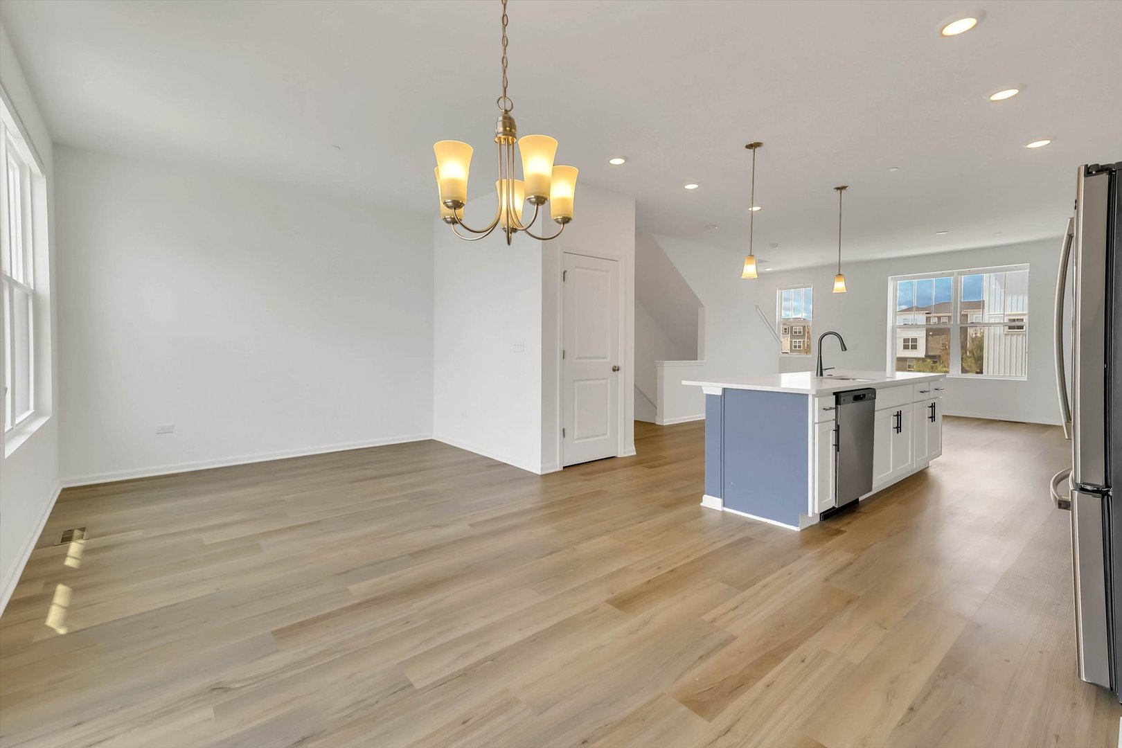 1078 Bogart Street Property Photo 11