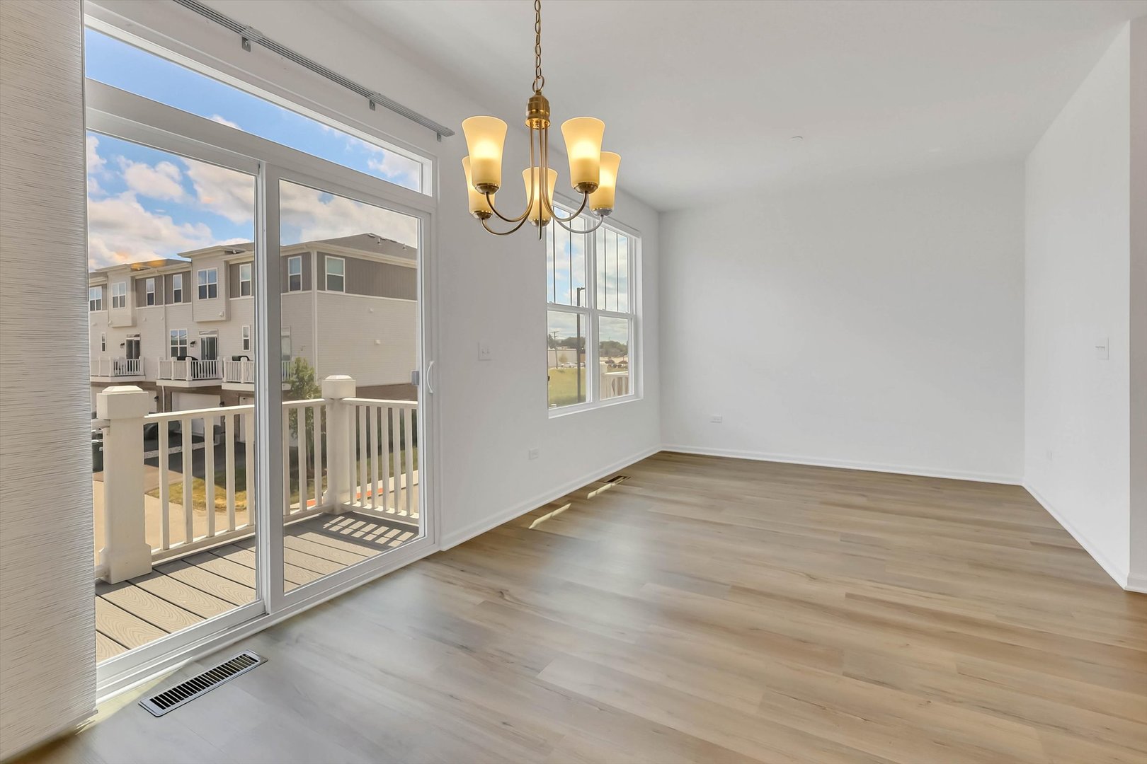 1078 Bogart Street Property Photo 12