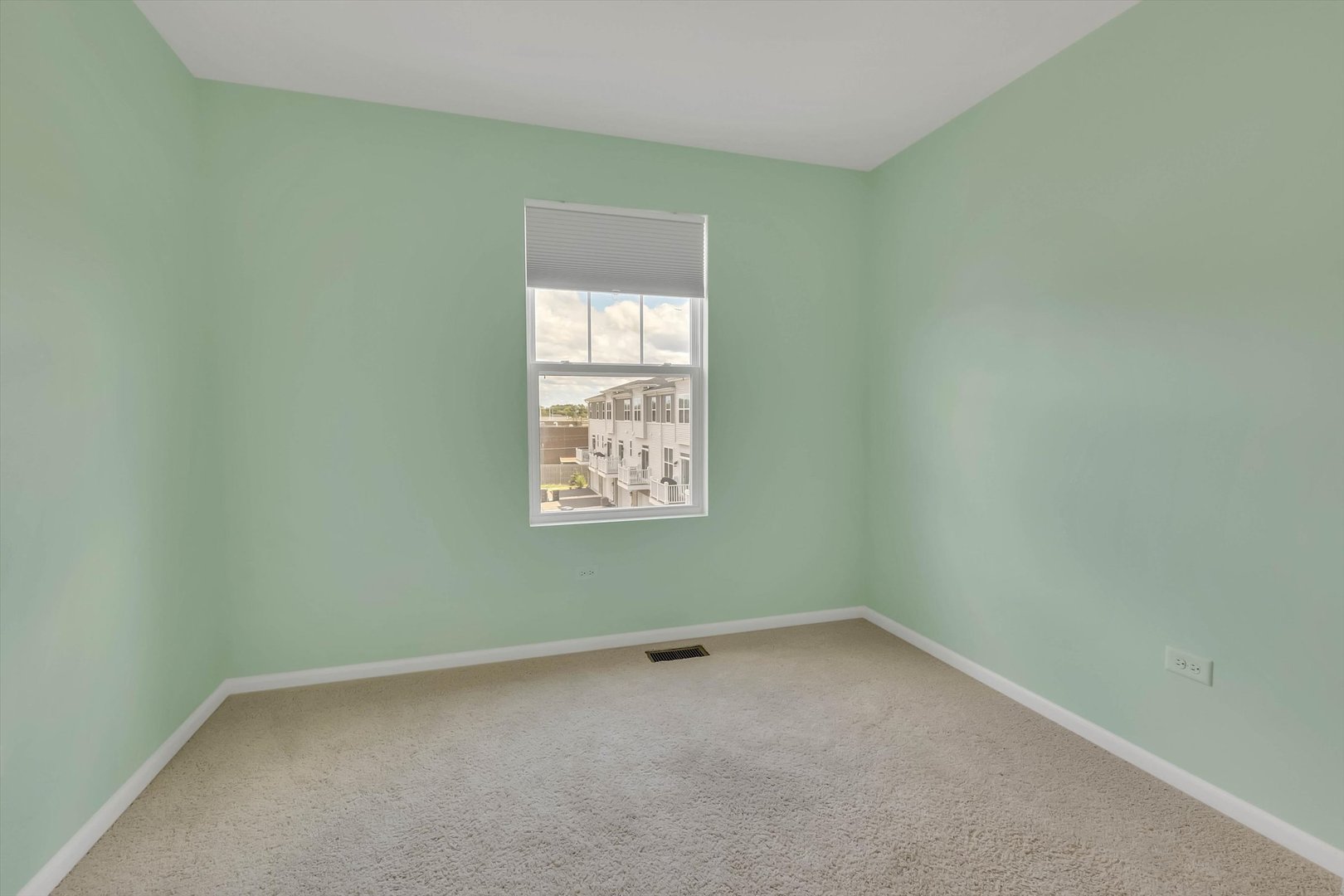 1078 Bogart Street Property Photo 19