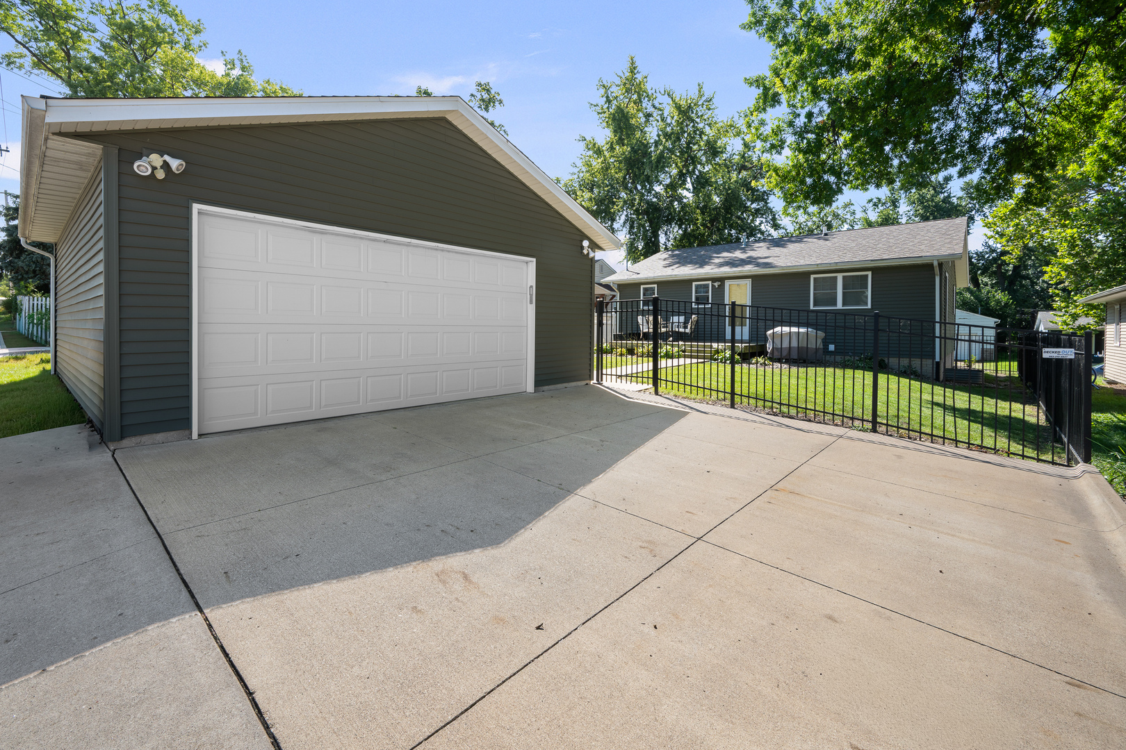 2530 Bellevue Avenue Property Photo 37