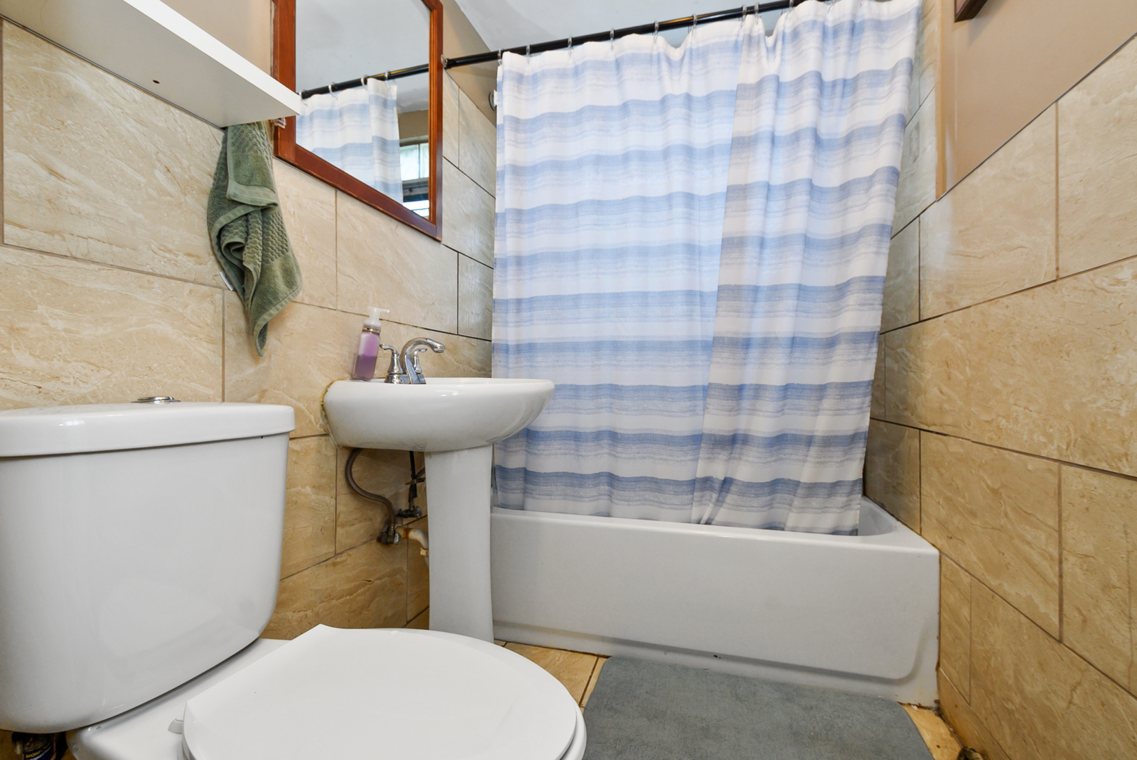 11110 S Union Avenue Property Photo 8