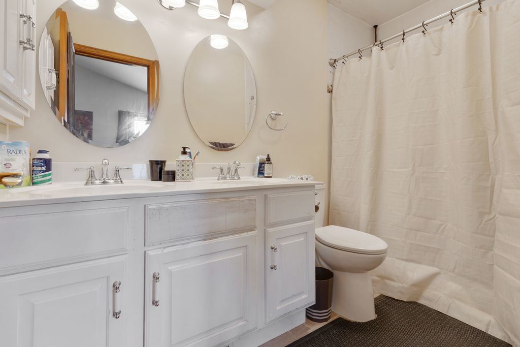 569 Eisenhower Street Property Photo 17