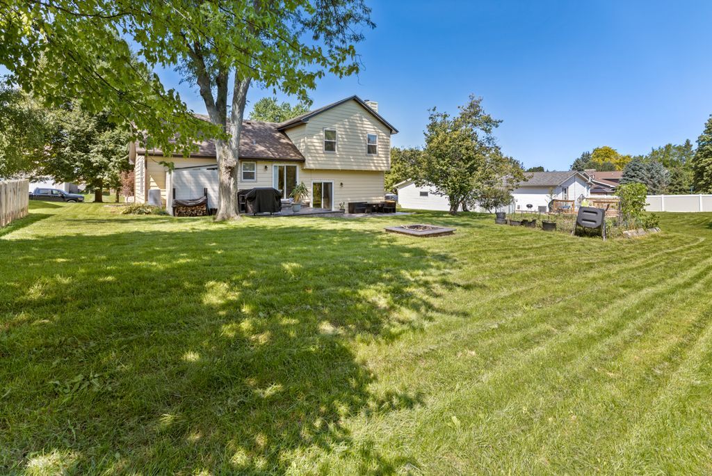 569 Eisenhower Street Property Photo 22