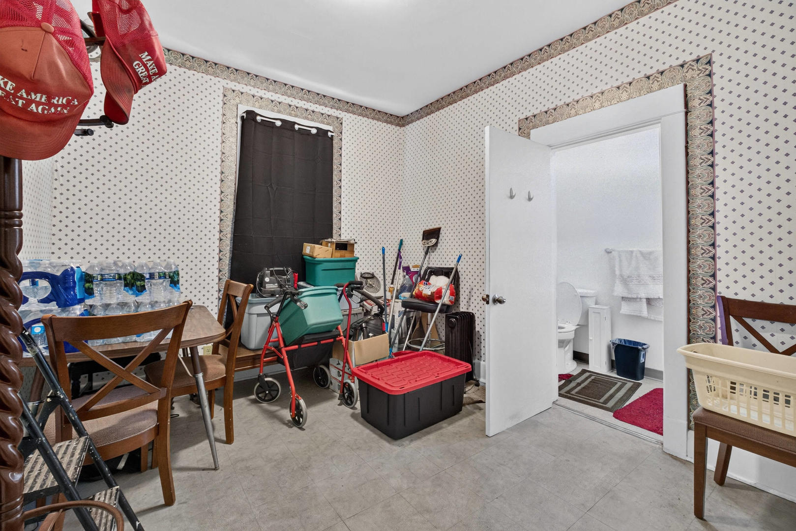 2112 Rockingham Road Property Photo 12