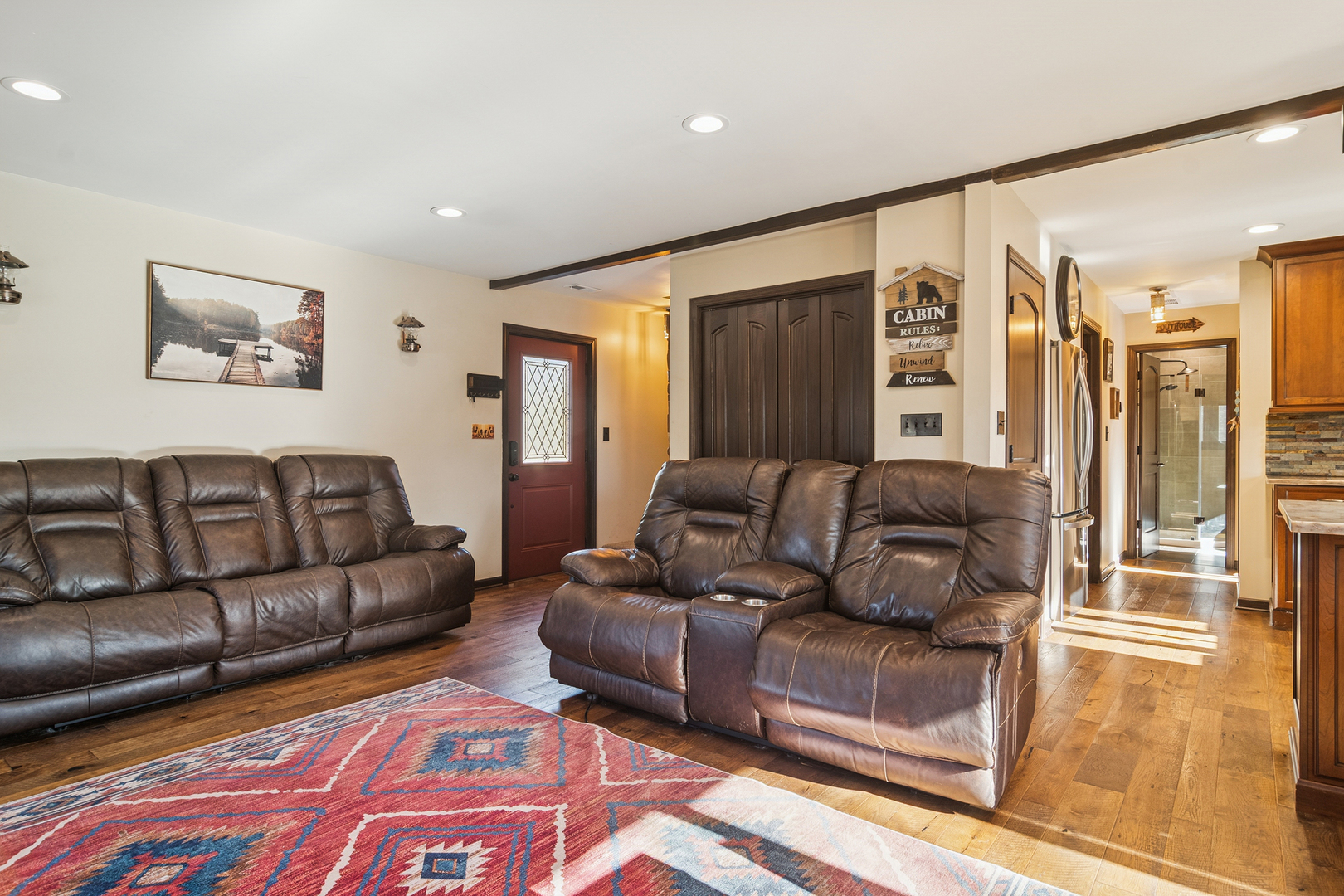 9510 Martin Drive Property Photo 3