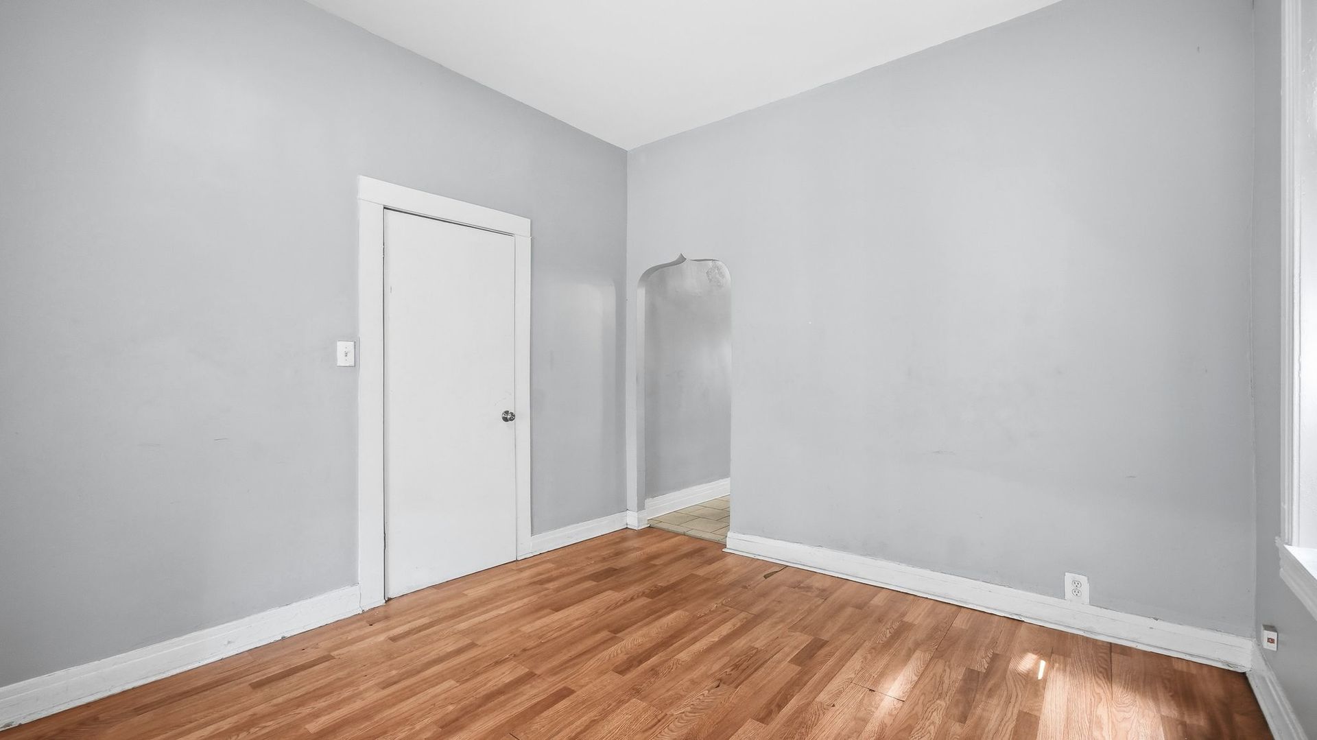 7213 S Green Street Property Photo 6