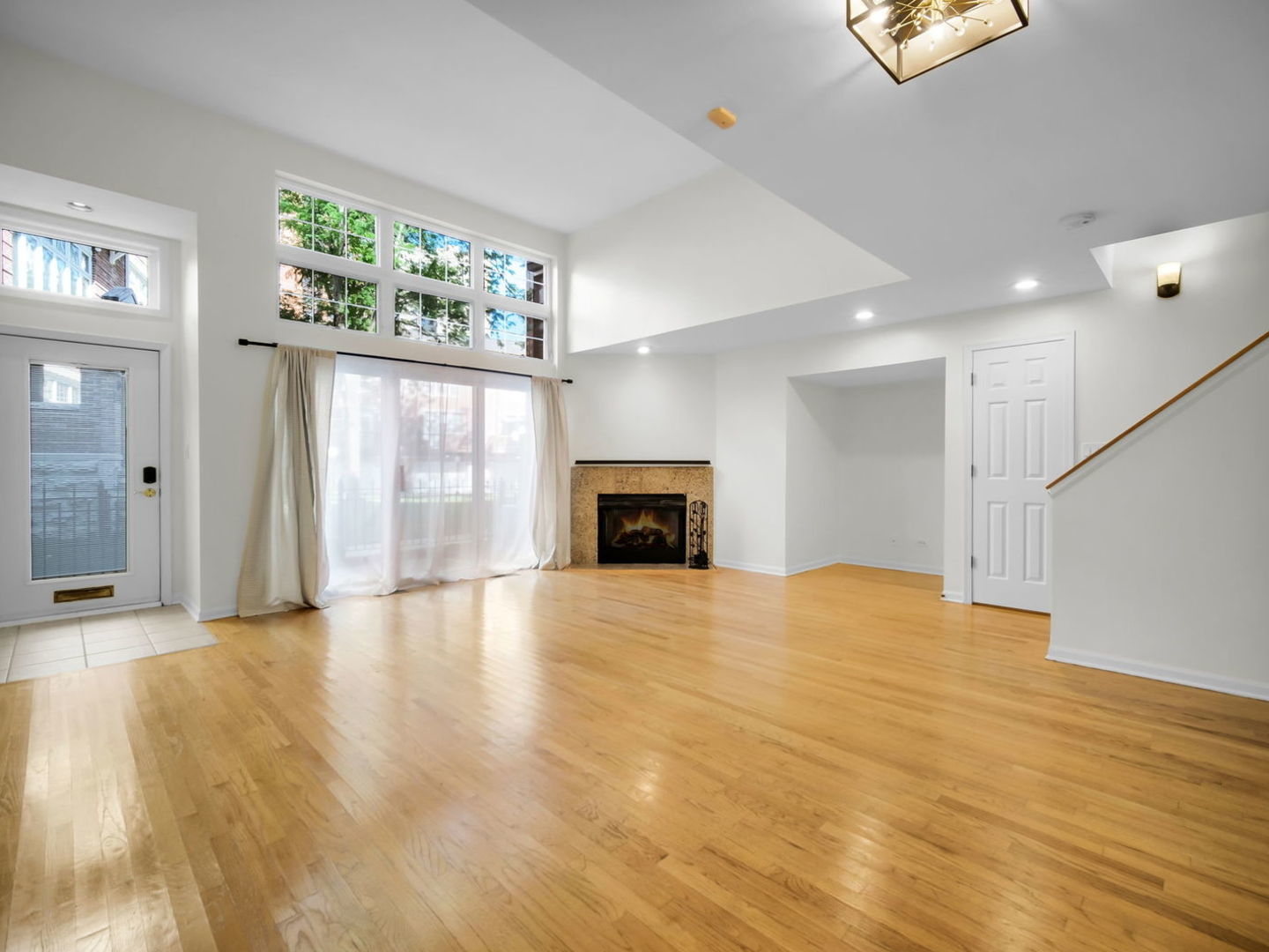 4934 S Cornell Avenue G Property Photo 7