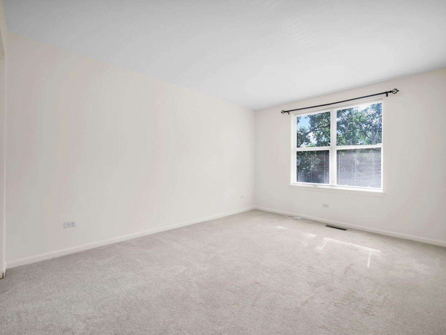 4934 S Cornell Avenue G Property Photo 14