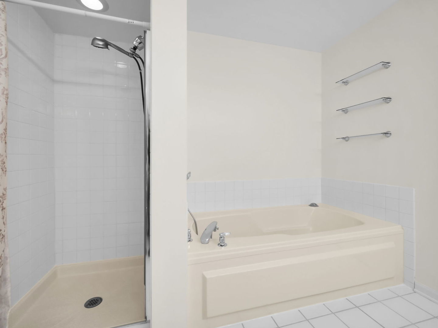 4934 S Cornell Avenue G Property Photo 21