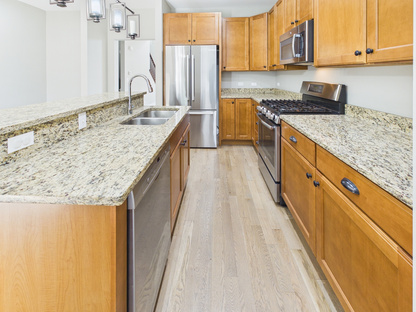 2010 Shermer Road Property Photo 7