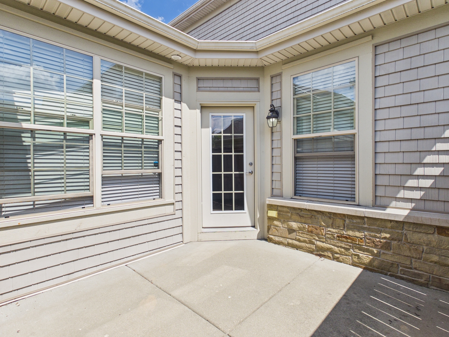 2010 Shermer Road Property Photo 43