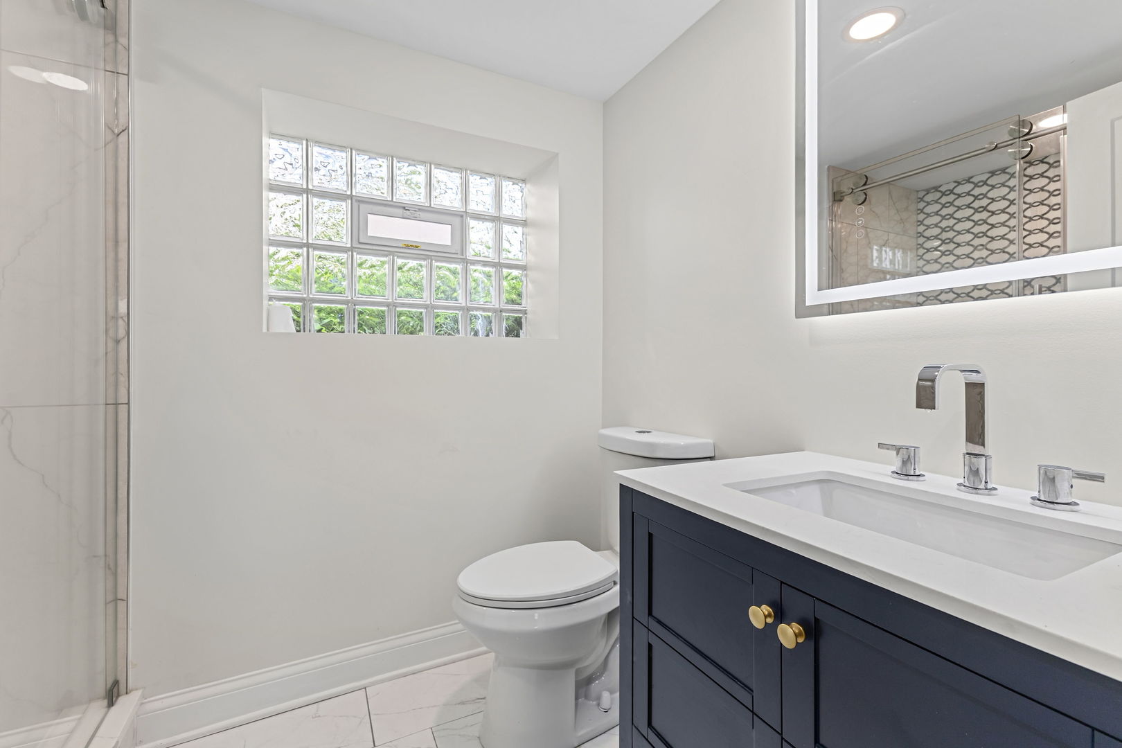 8044 S Harper Avenue Property Photo 13