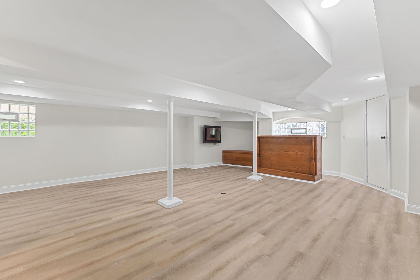 8044 S Harper Avenue Property Photo 15
