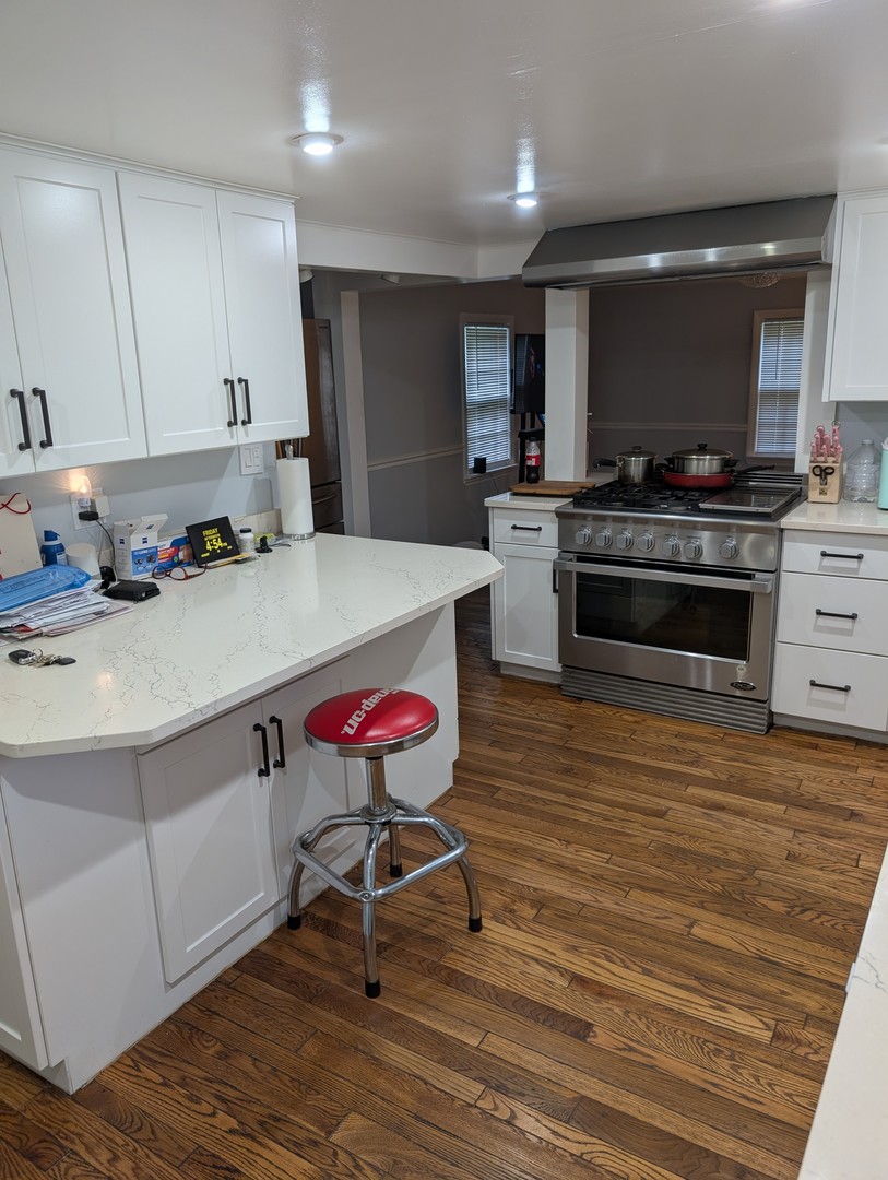 52 Deerpath Road Property Photo 4