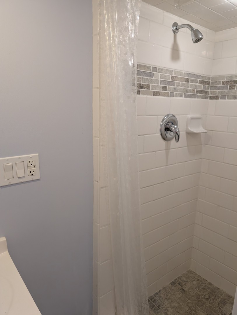 52 Deerpath Road Property Photo 8