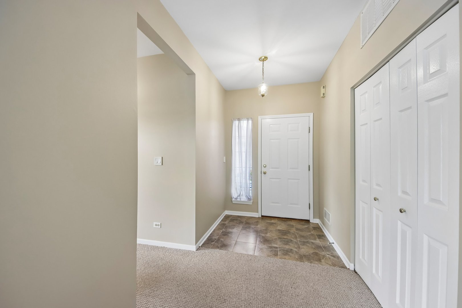 1016 Spring Court Property Photo 6