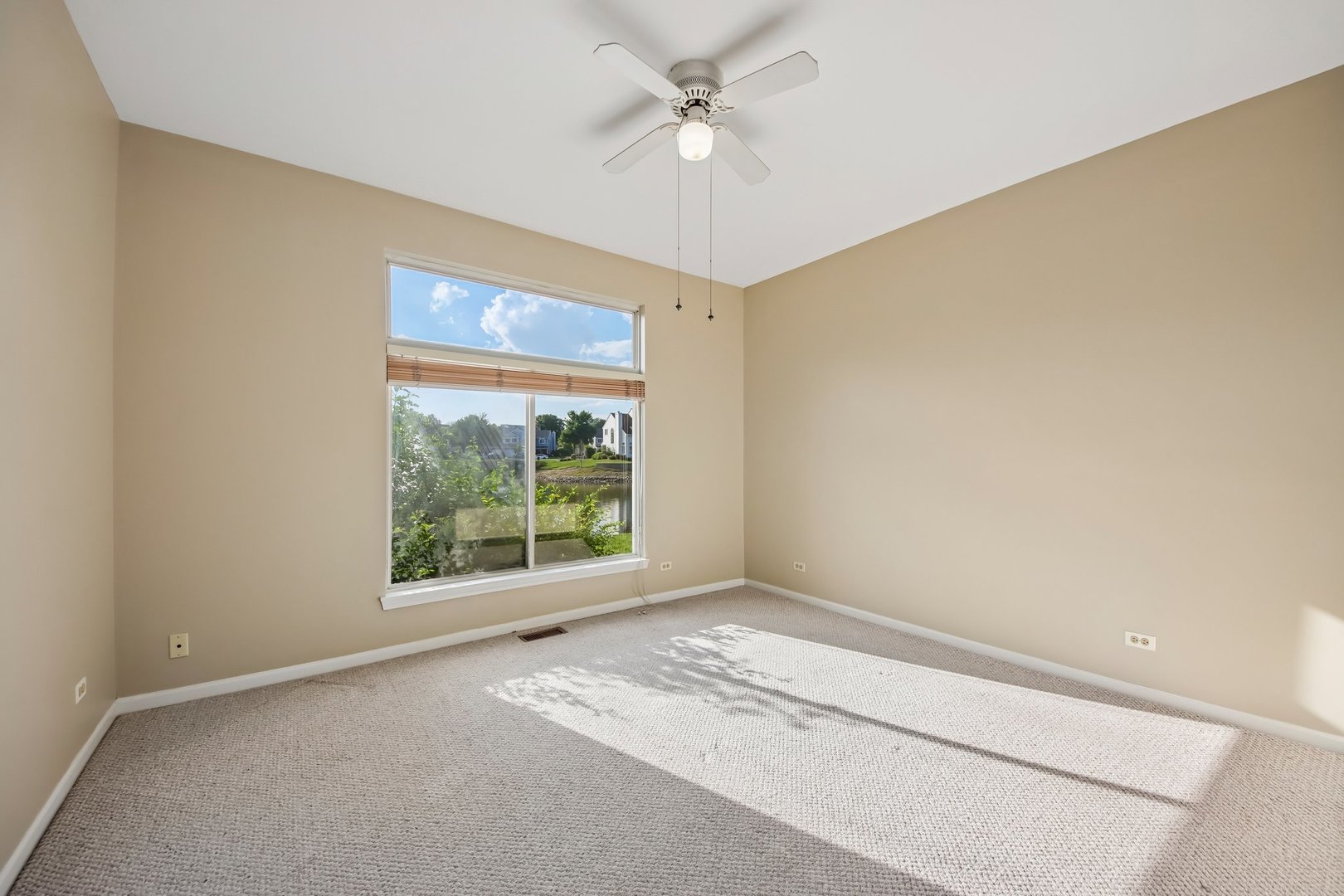 1016 Spring Court Property Photo 25