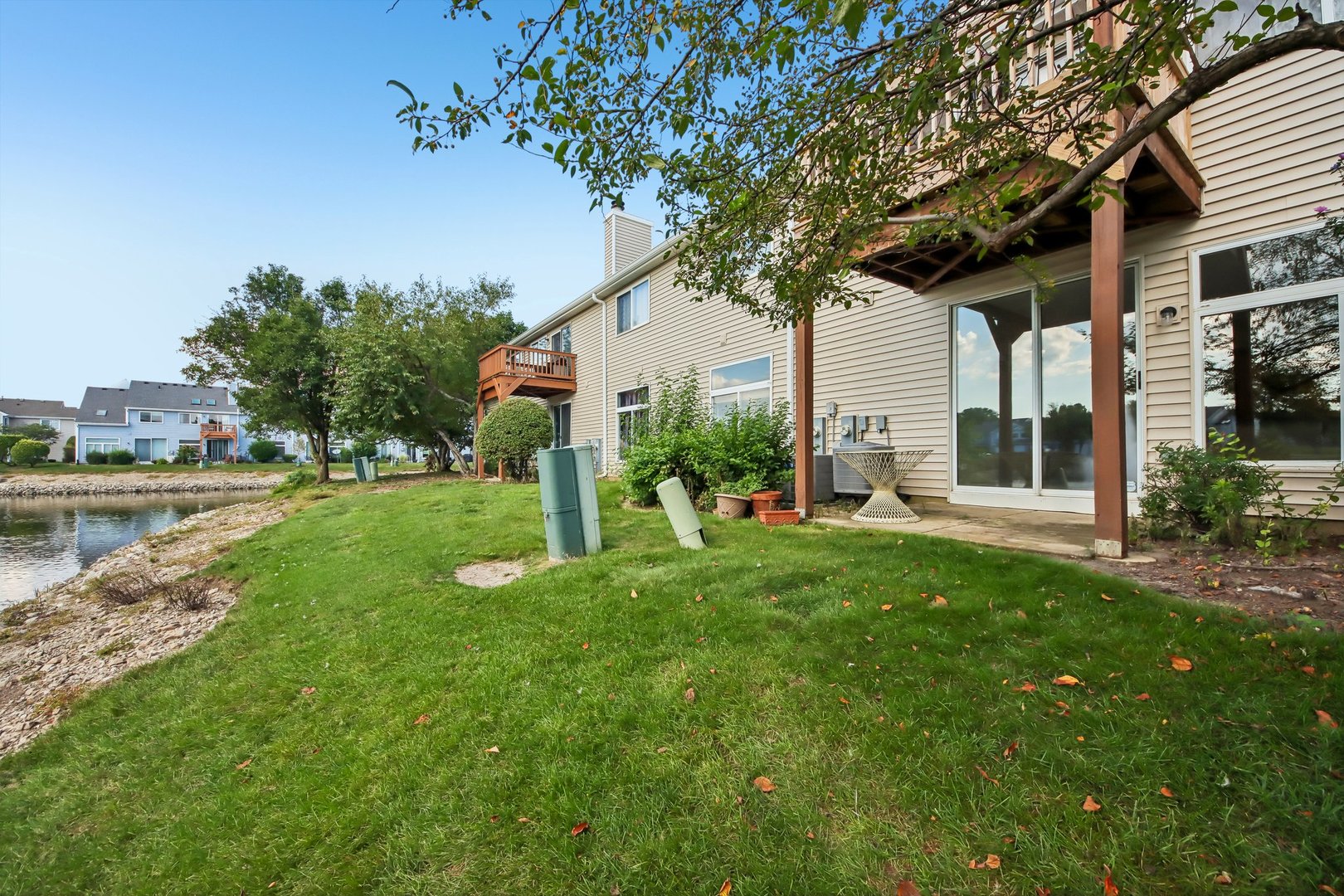 1016 Spring Court Property Photo 28