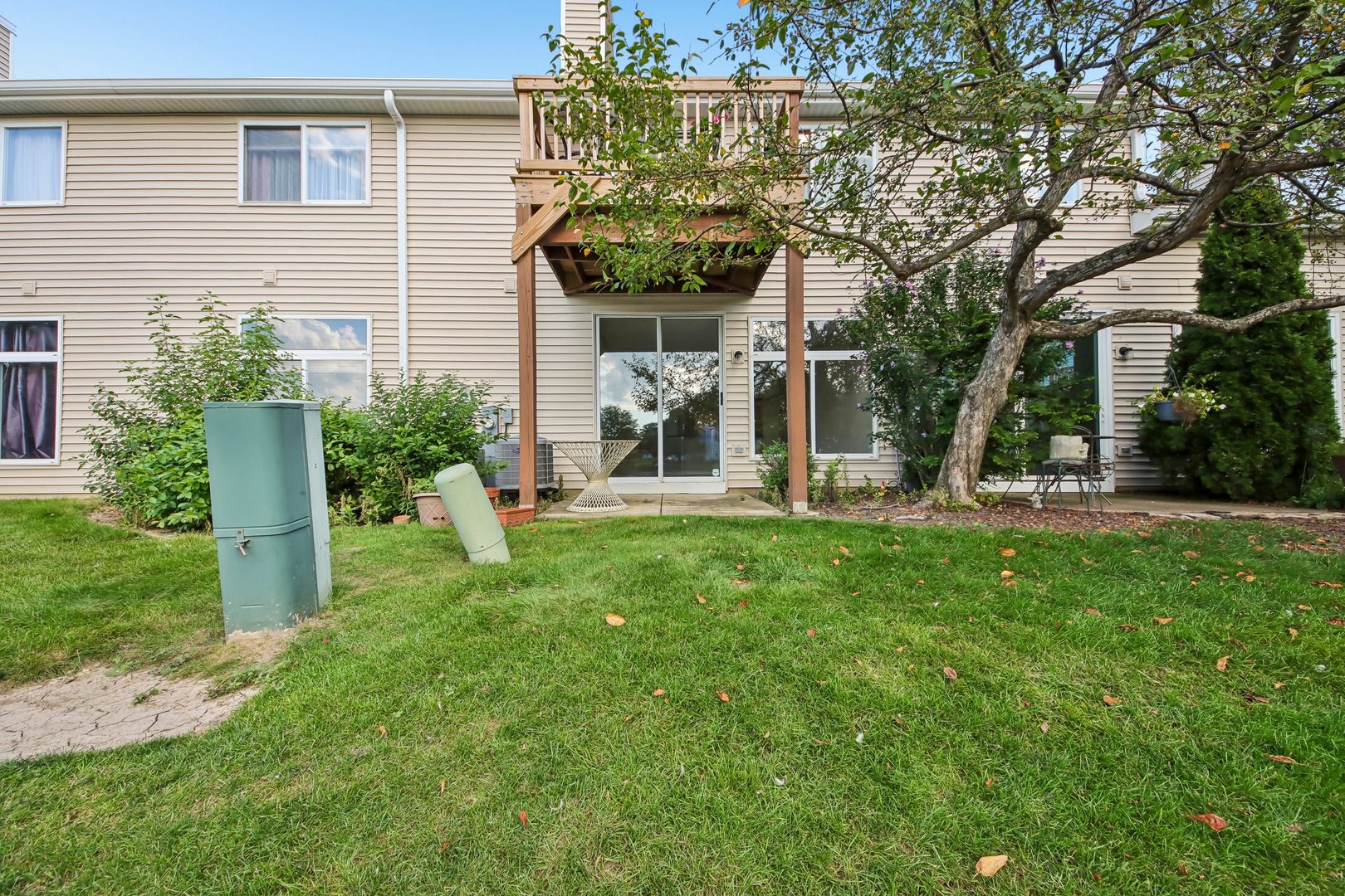 1016 Spring Court Property Photo 29