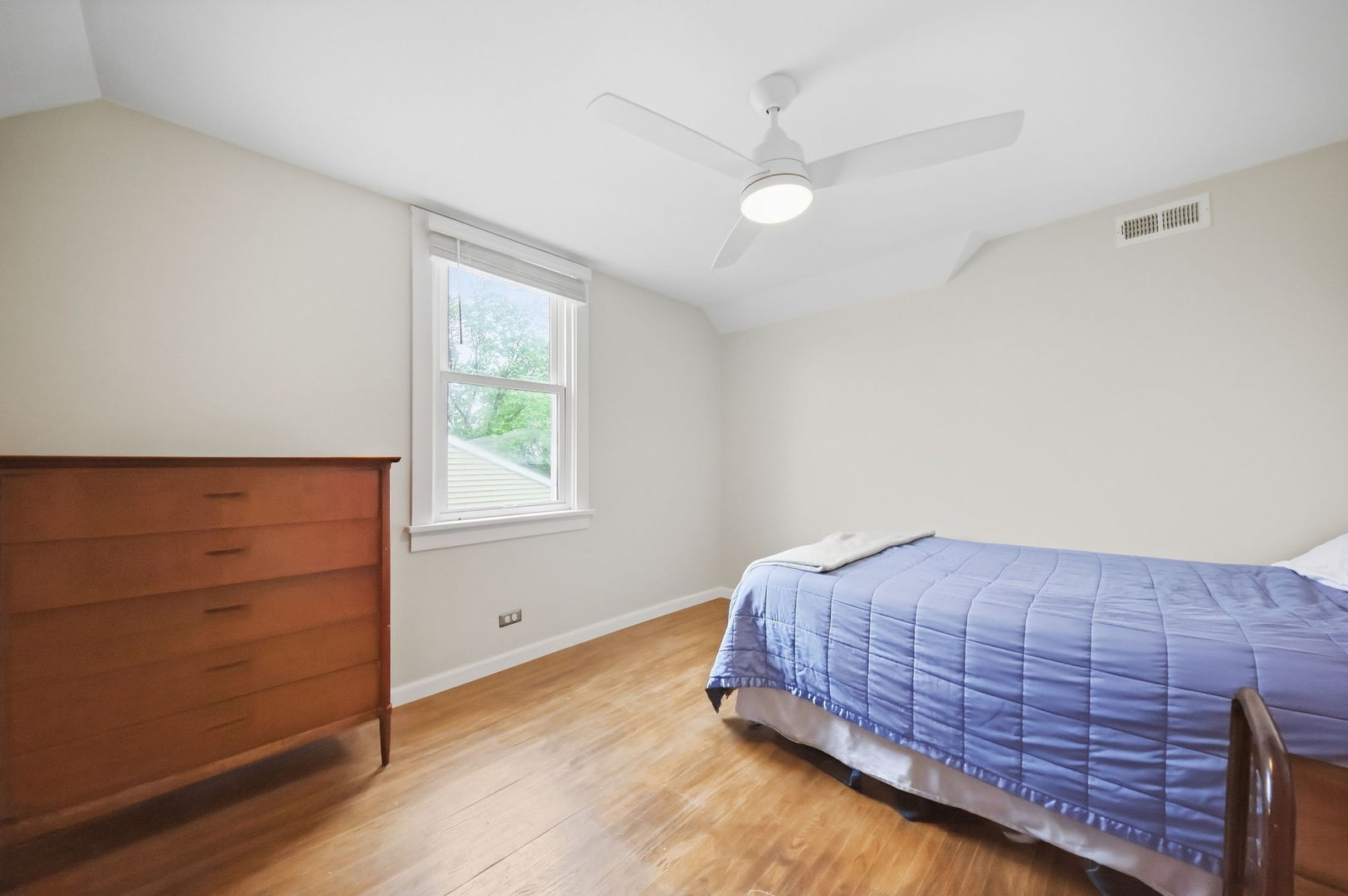 7615 South Drive Property Photo 32