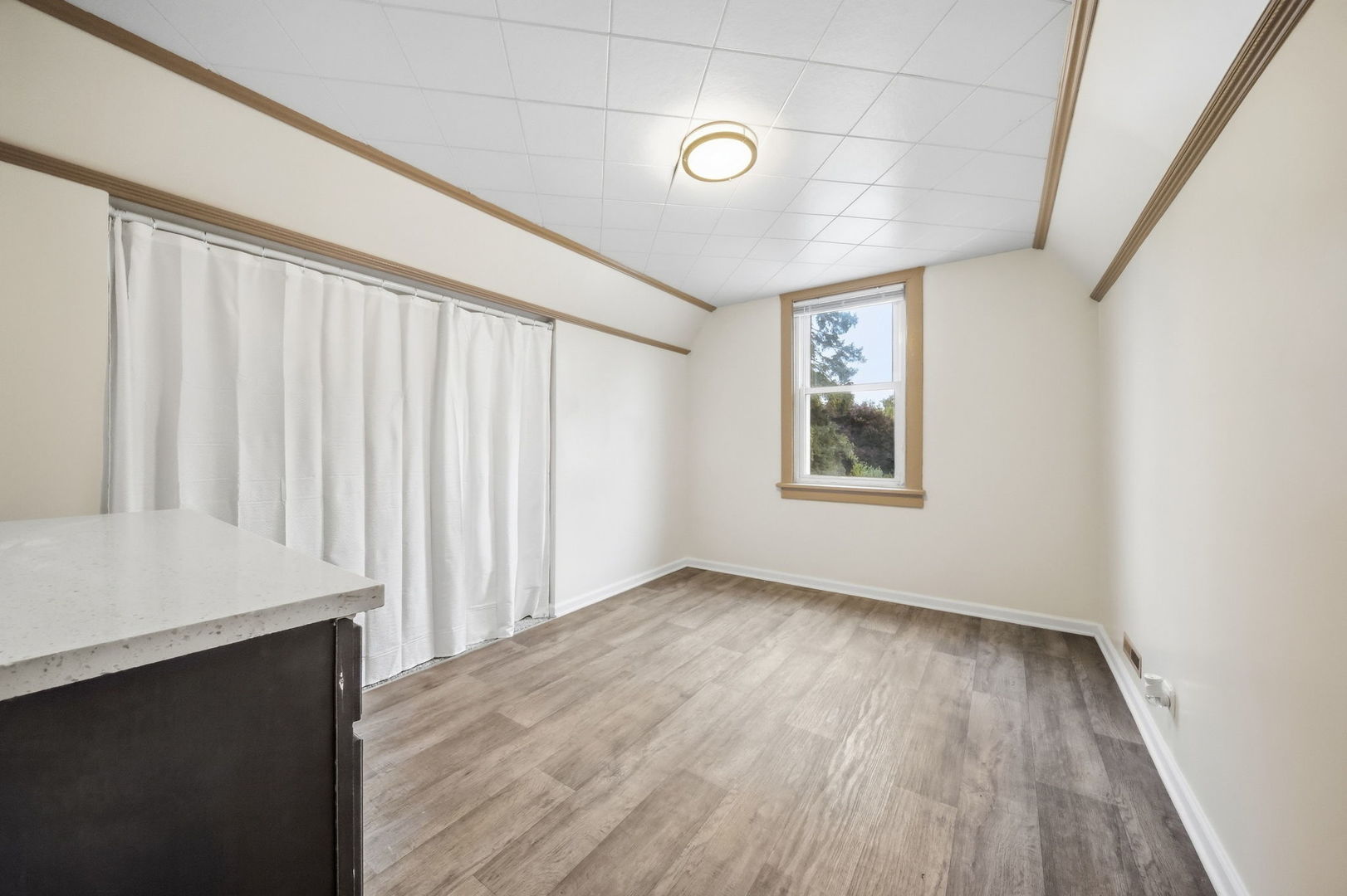 7615 South Drive Property Photo 33
