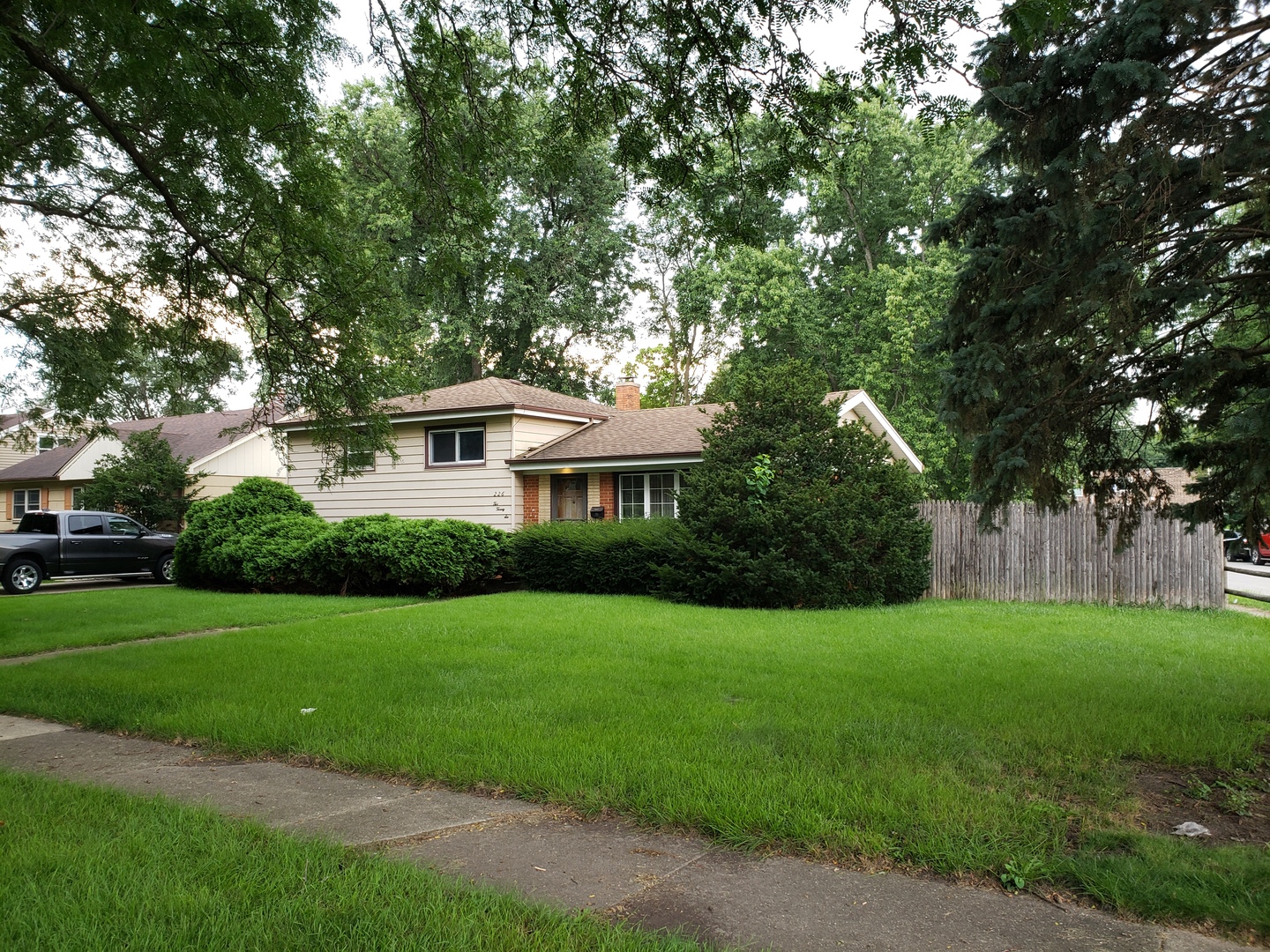 226 N Bierman Avenue Property Photo 1