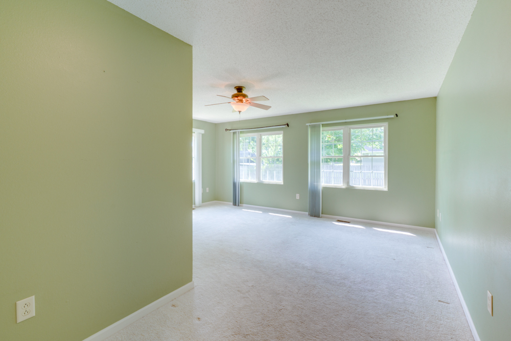 405 W Beacon Court Property Photo 27